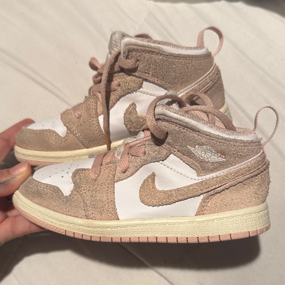 Nike Kids' High-Top Sneakers in Pink Suede and White Leather